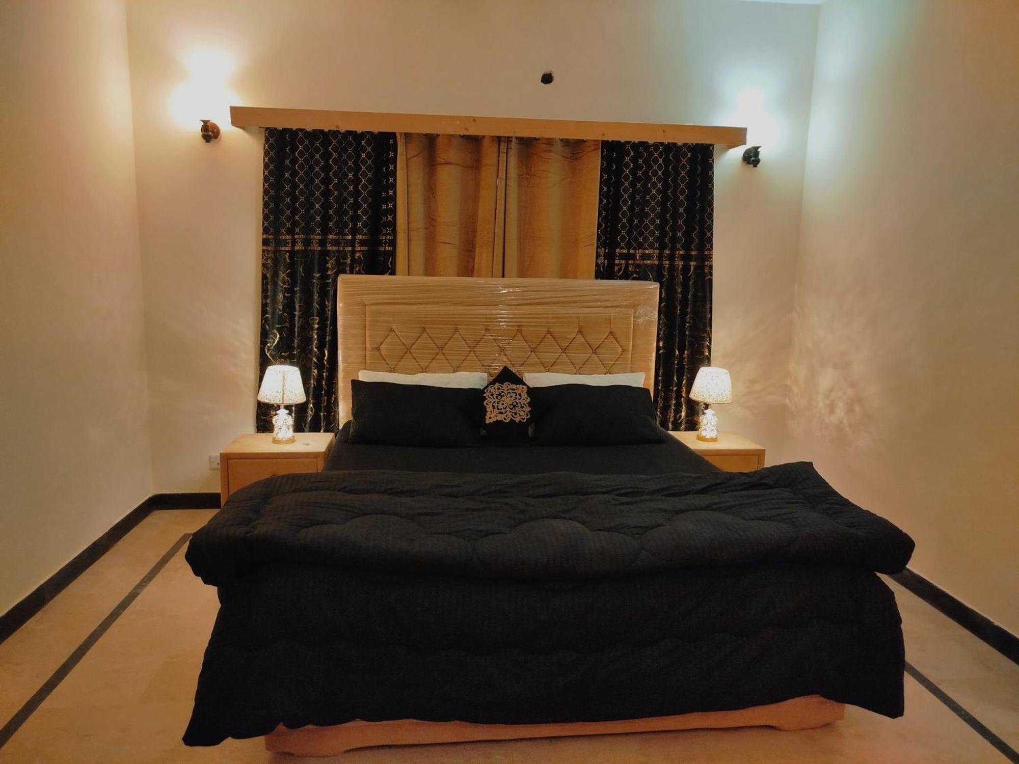 Royal Residential Hotel Iszlámábád Kültér fotó