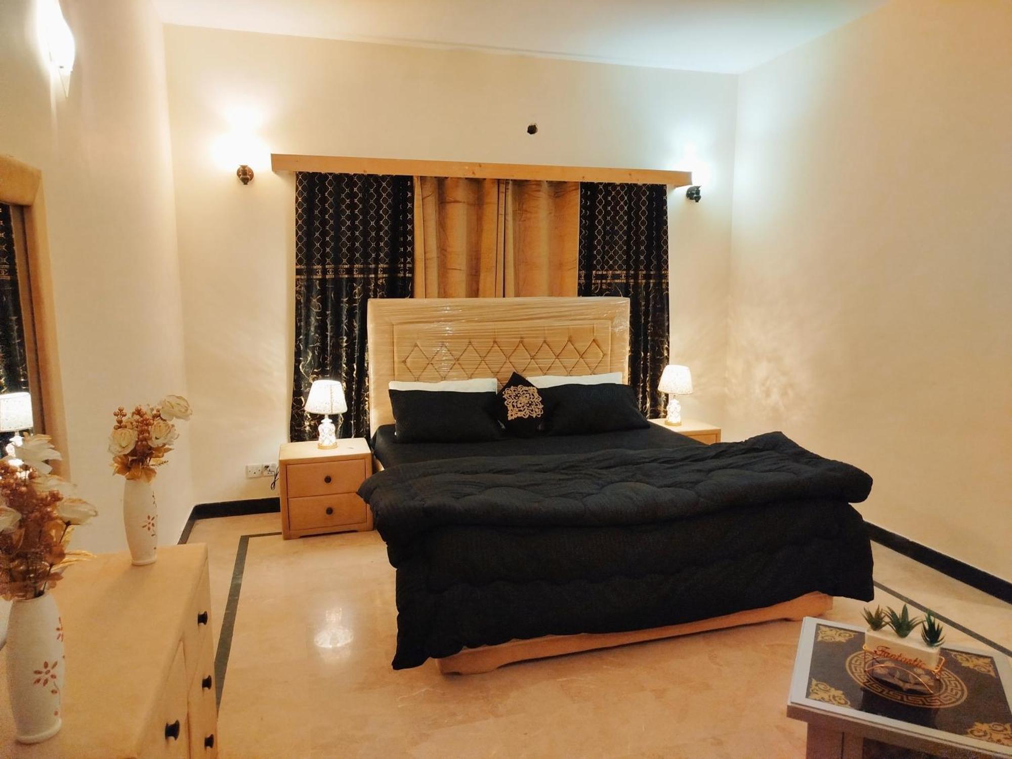 Royal Residential Hotel Iszlámábád Kültér fotó