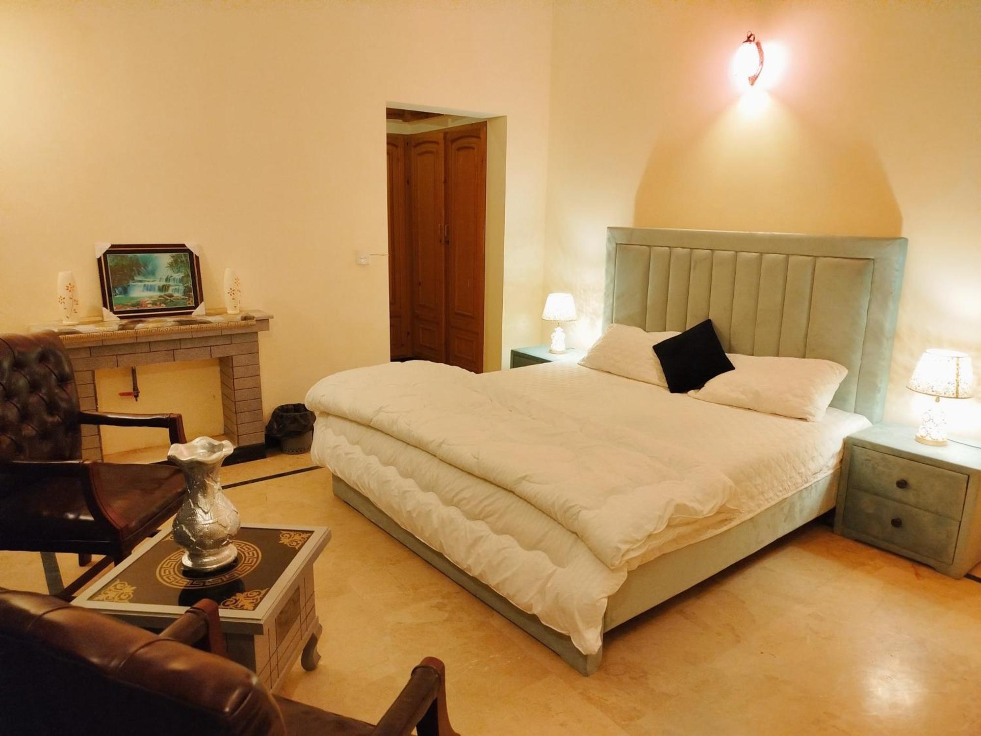 Royal Residential Hotel Iszlámábád Kültér fotó